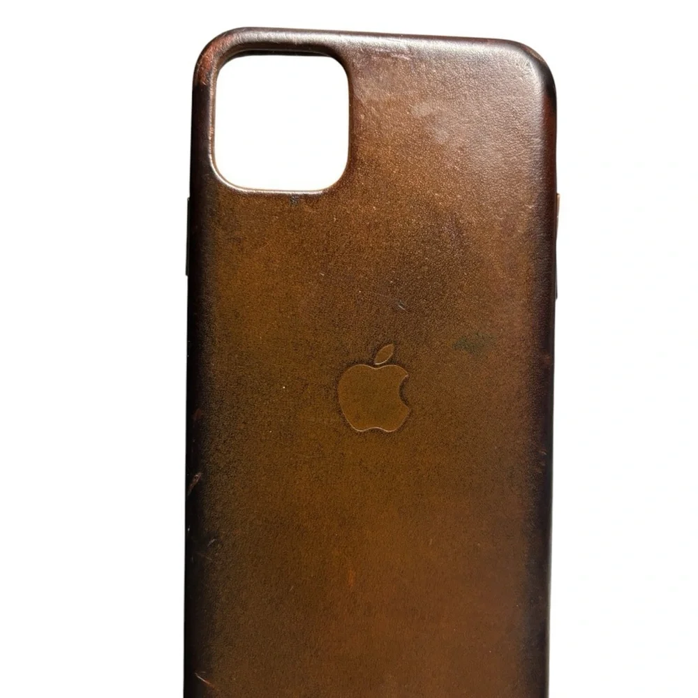 Apple iPhone 11 Pro Max Leather Case - Brown